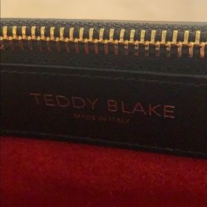 Teddy Blake Bella Bag 15 in.